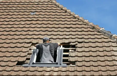 Pose de velux - Curis-au-Mont-d'Or